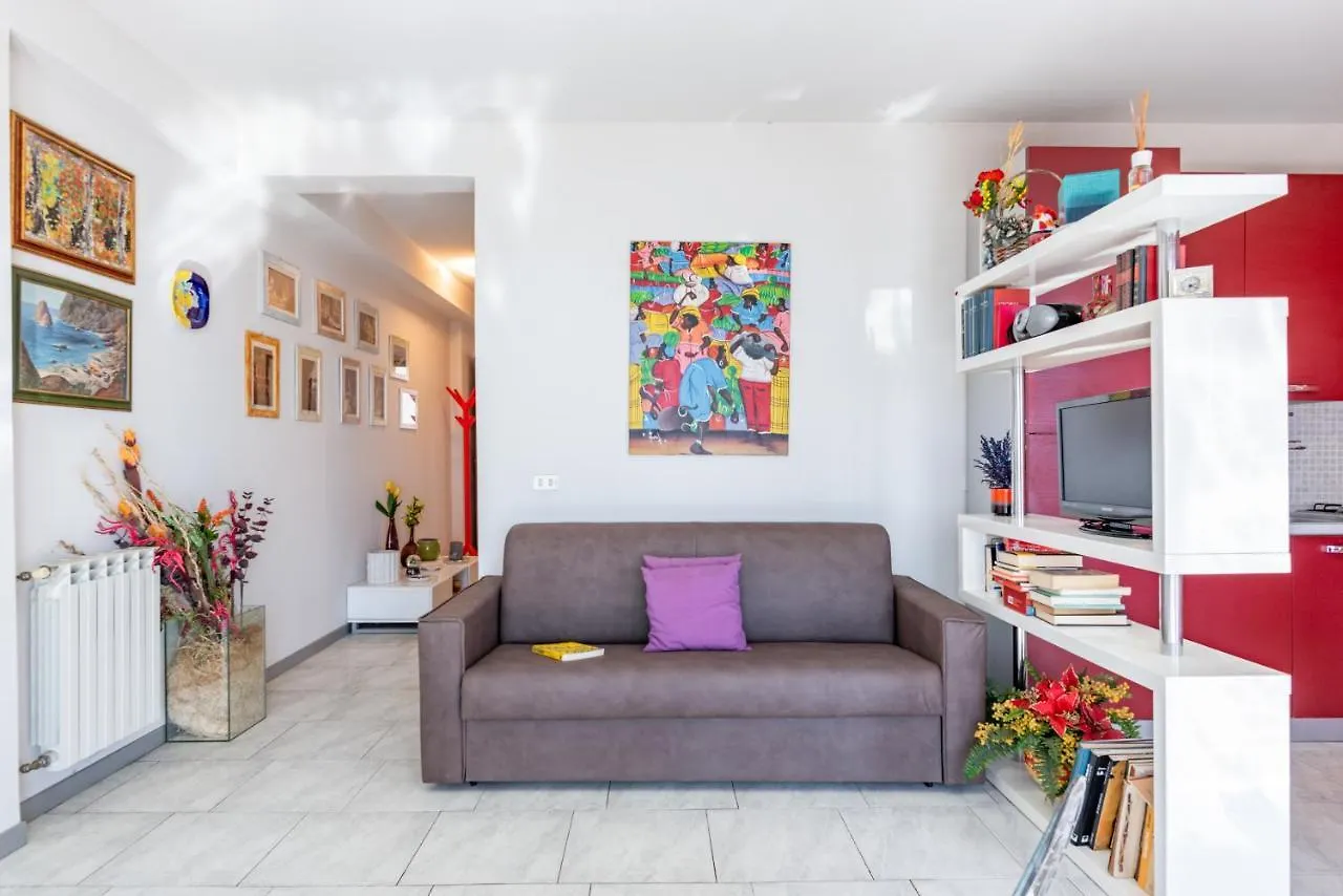 Castello Normanno Modern Sea View Apartment 阿齐·卡斯特罗